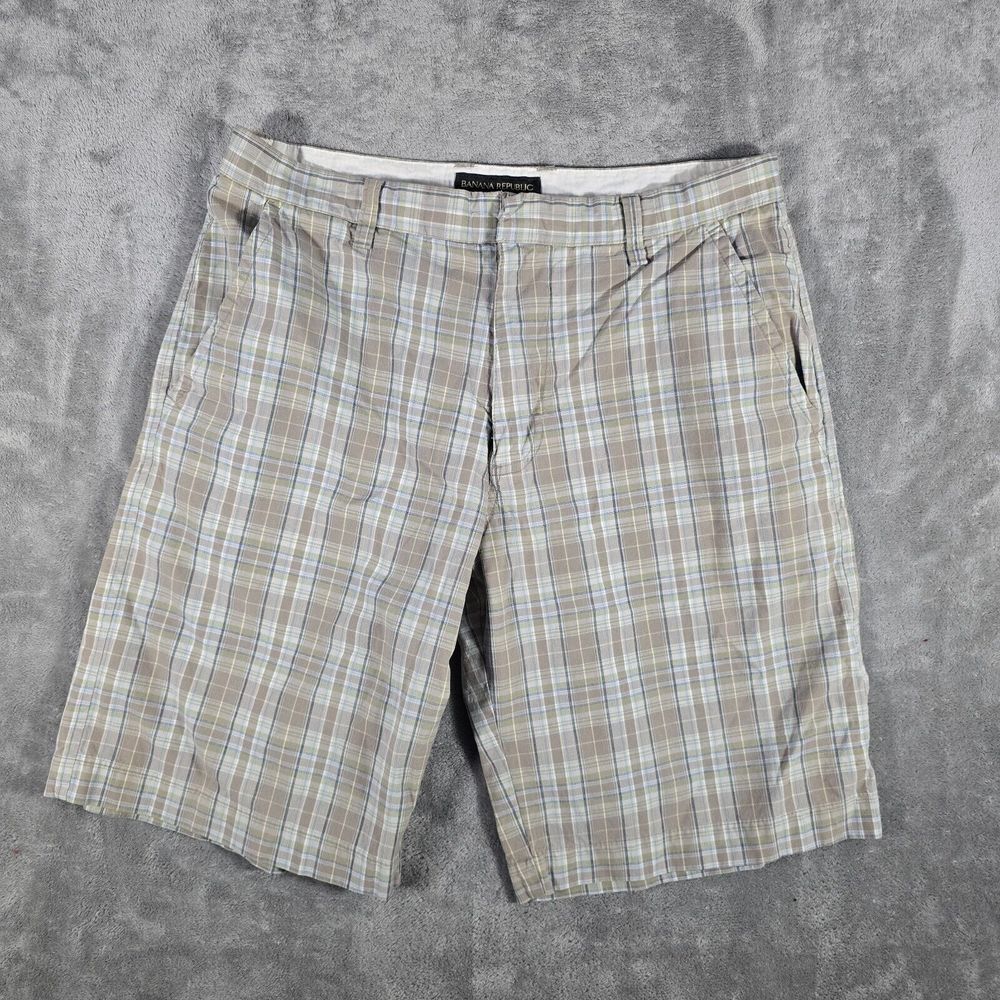 Banana Republic Bermuda‎ Shorts Mens 33 Mid Rise Cotton Cream Tan Plaid Casual